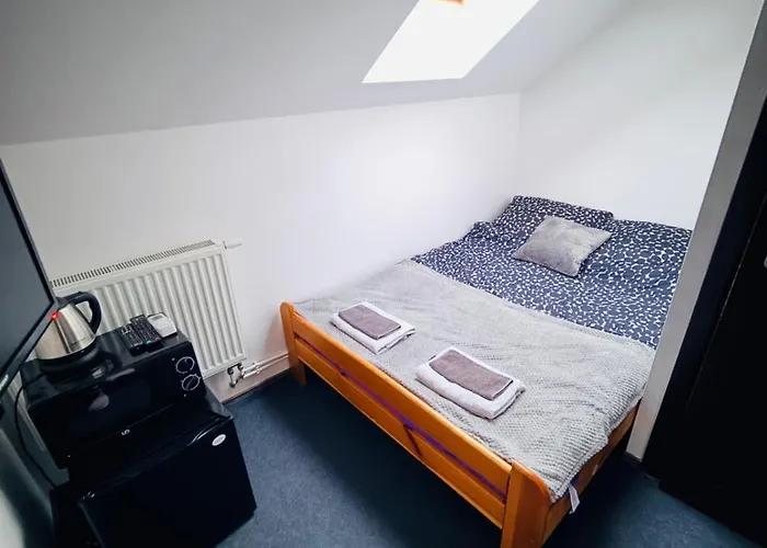 Beskidy Jezioro Zywieckie Z Lazienka Klimatyzacja Tv Wifi Pensión Pietrzykowice (Bielsko-Biala)